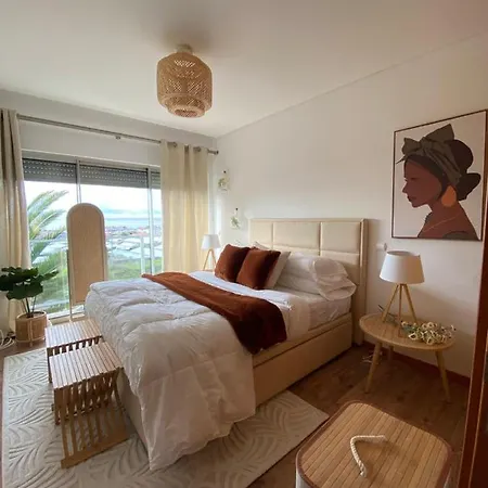 Raposo Apartment *